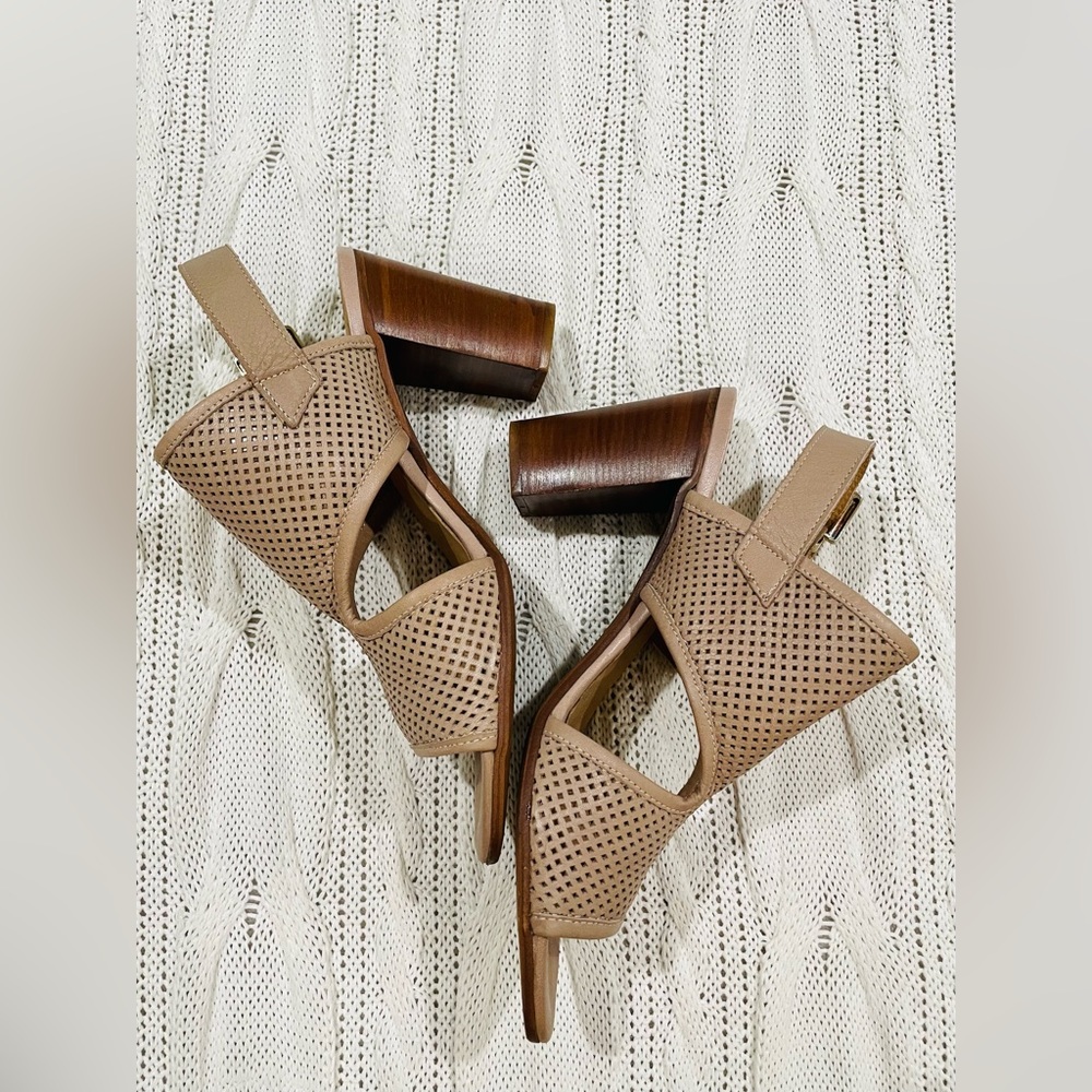 Italian Leather Heeled Sandals Tan Perforated Block Heel Size 9